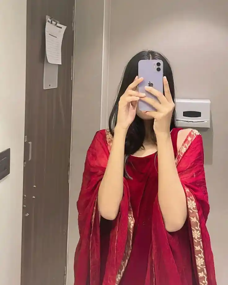 aesthetic hijab girl hide face pic