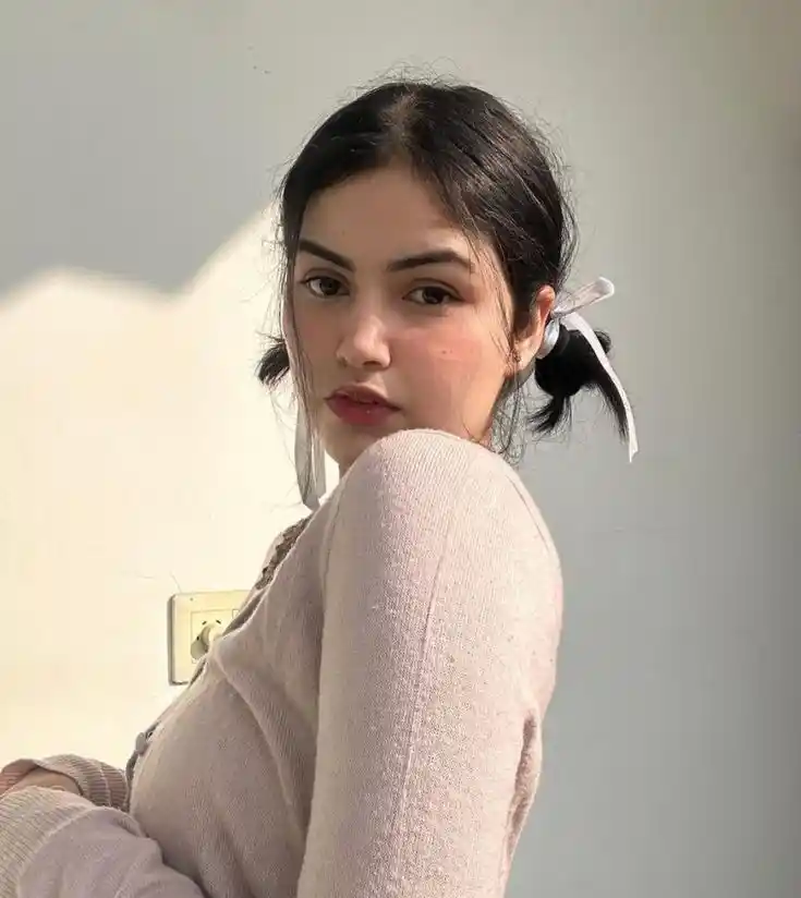 attitude girl dp real