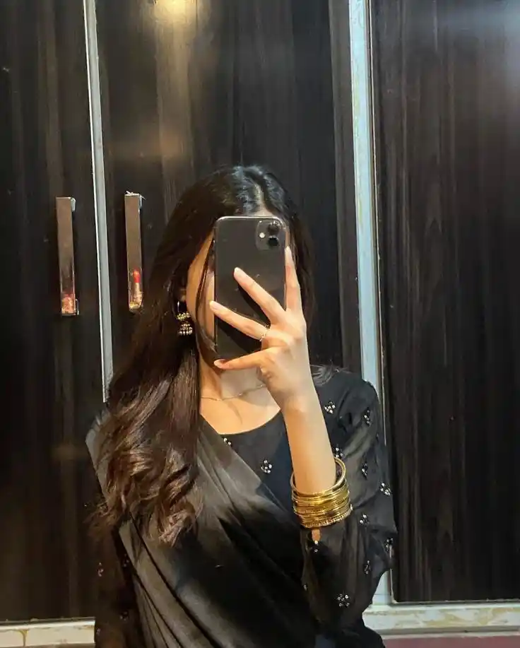 attitude ladki ki photo