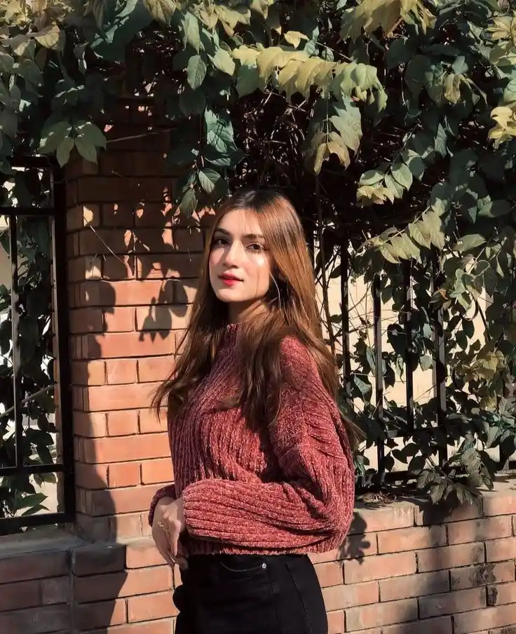 girl pic aesthetic wallpaper