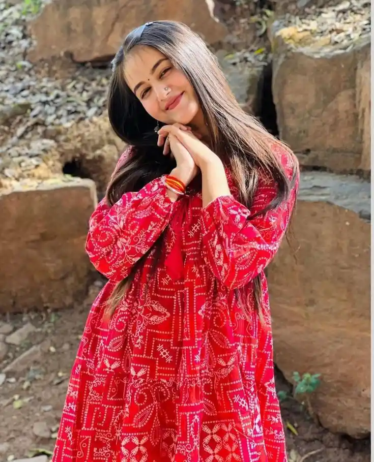 ladki ka photo achcha sa