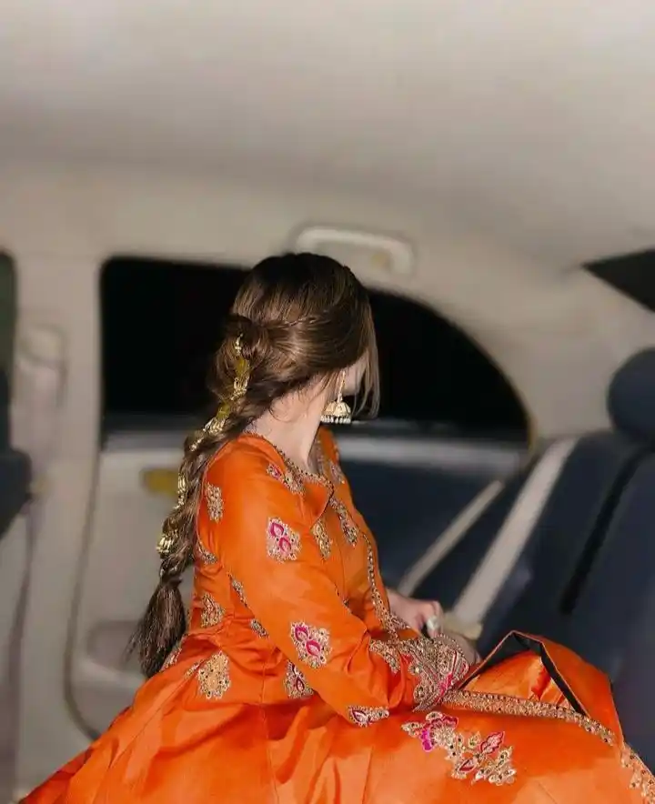 pakistani hide face girl pic