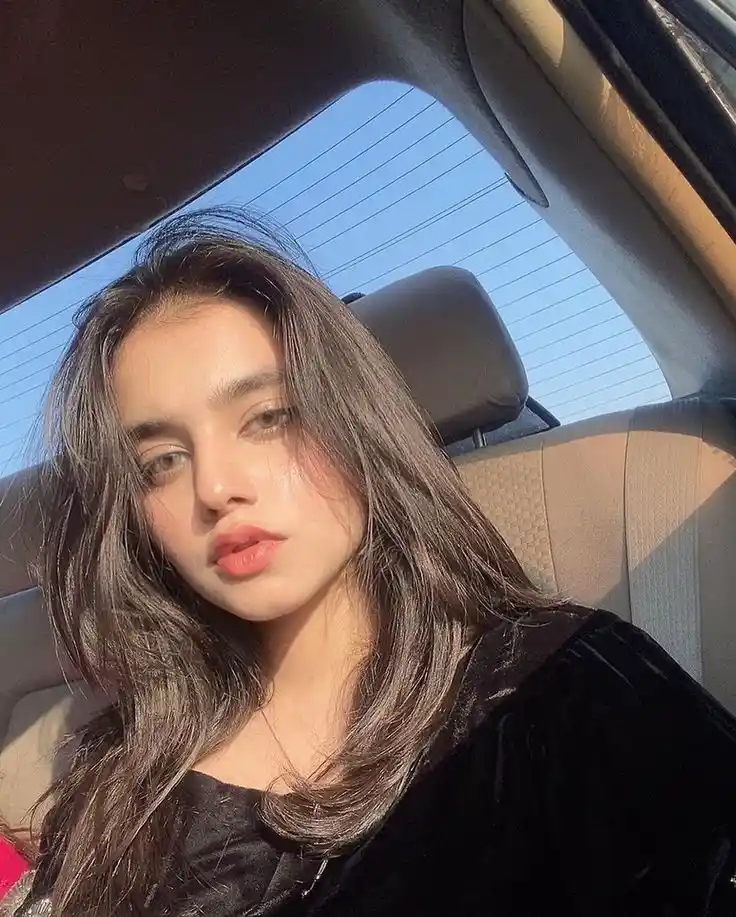 real hand pic girl and boy