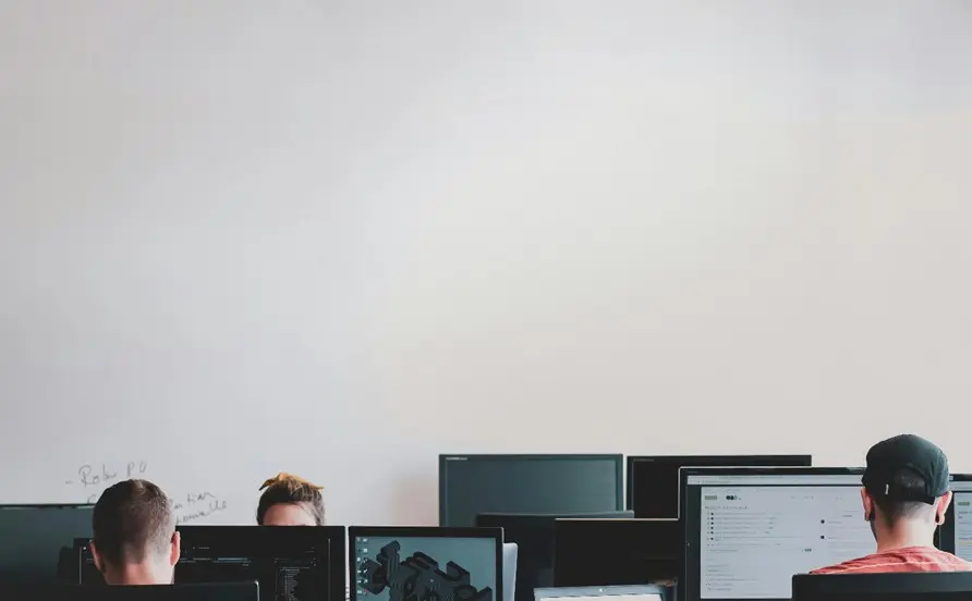 How Cloud Storage and Digital Innovation are Changing Photography for Professionals