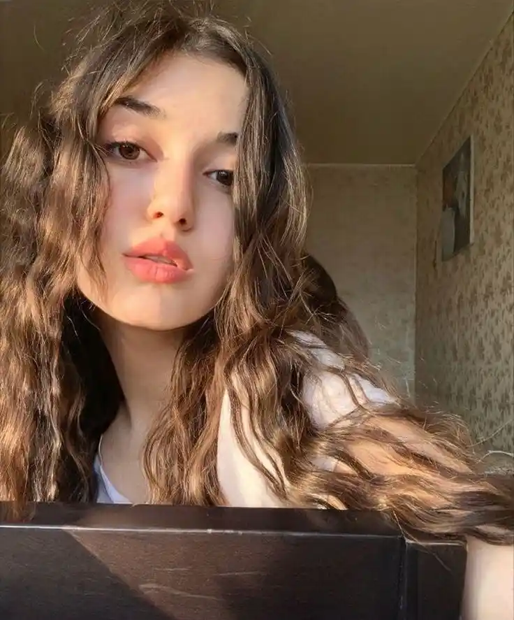 attitude instagram dp for girls stylish 57