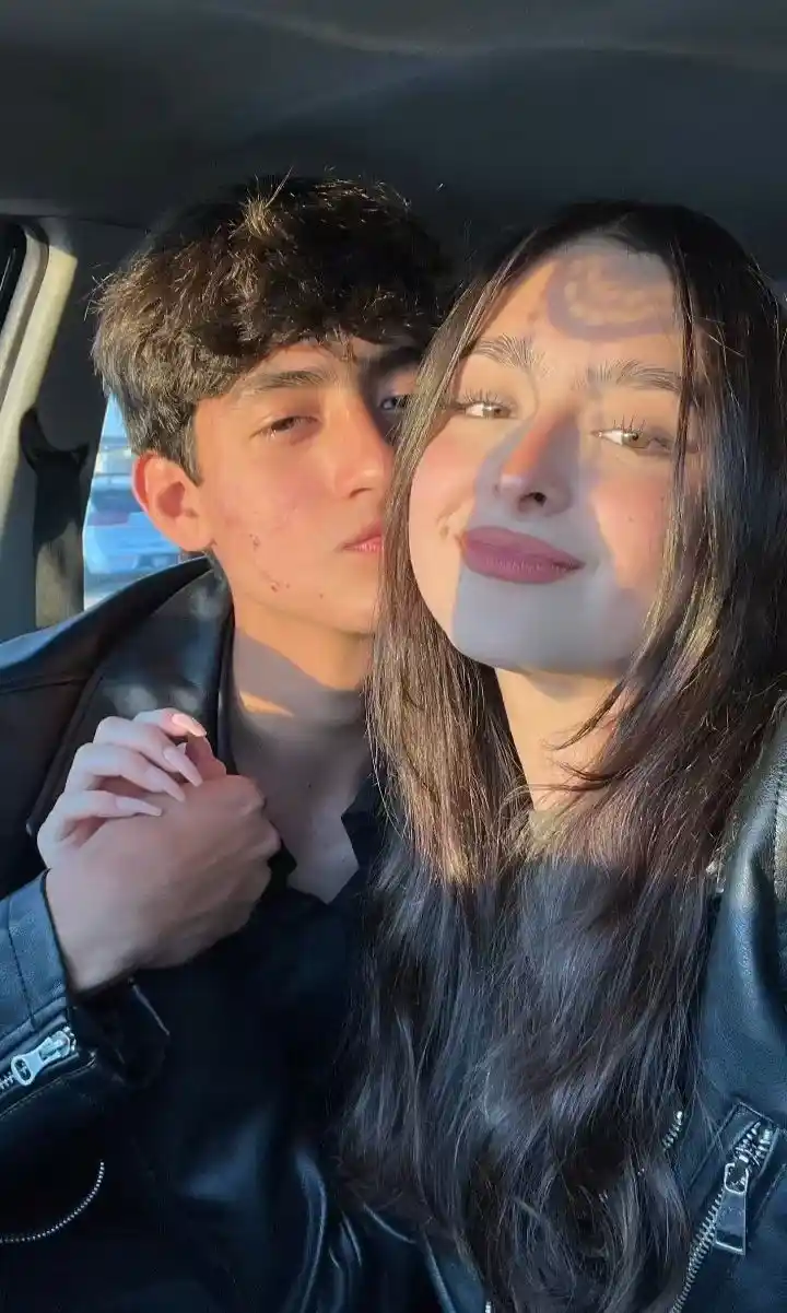 best love dp for instagram