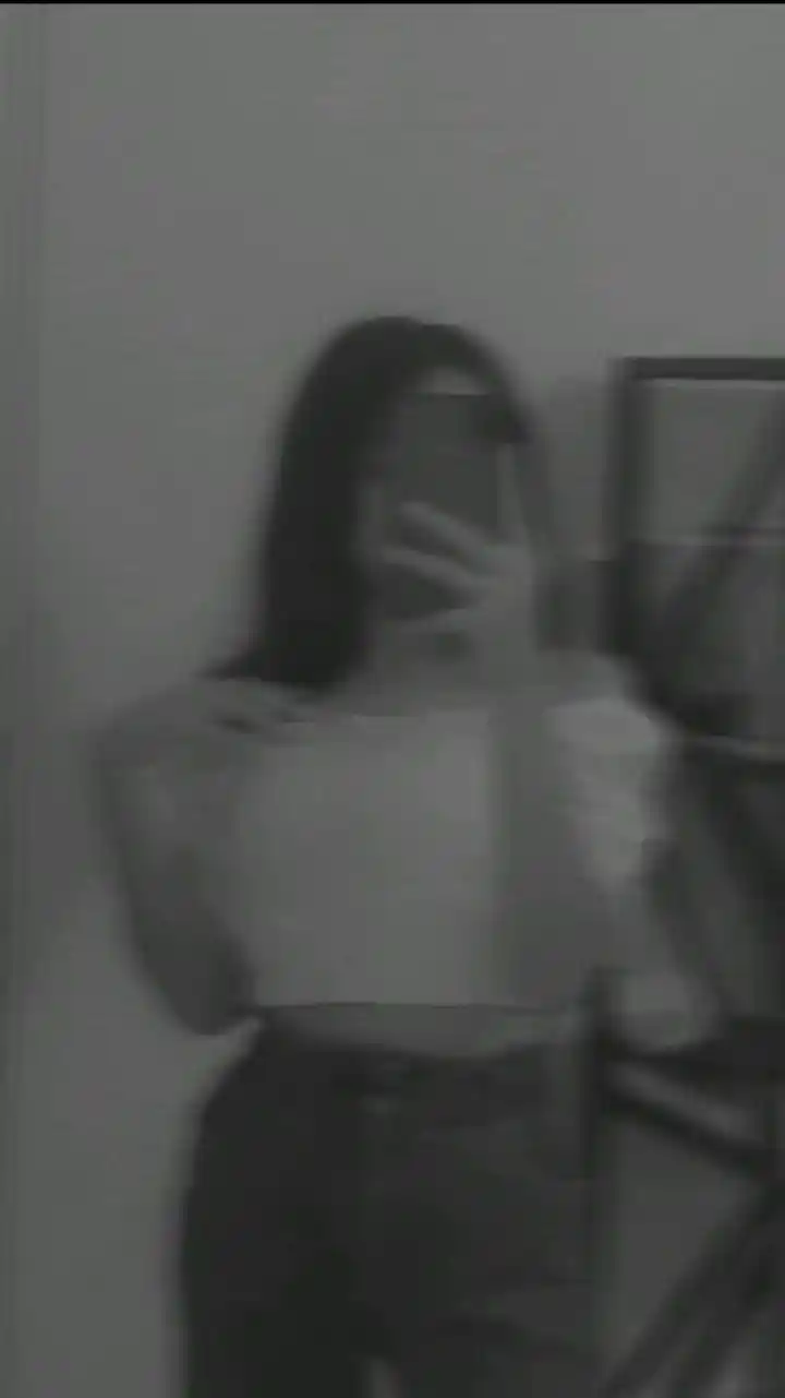 blur pic girl black instagram