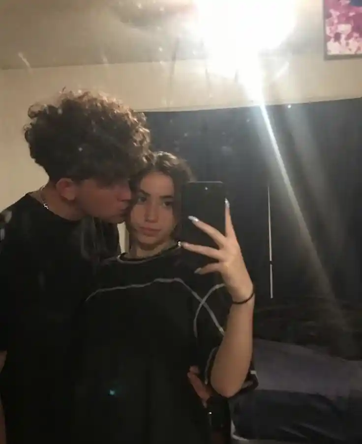 cute couple dp for instagram half half