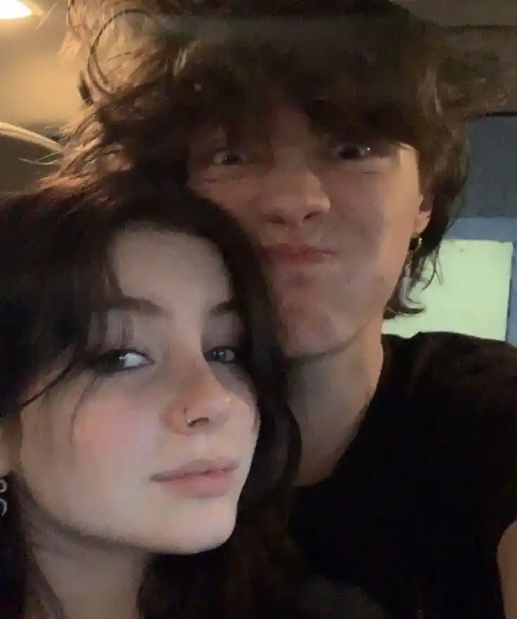 cute love dp for instagram