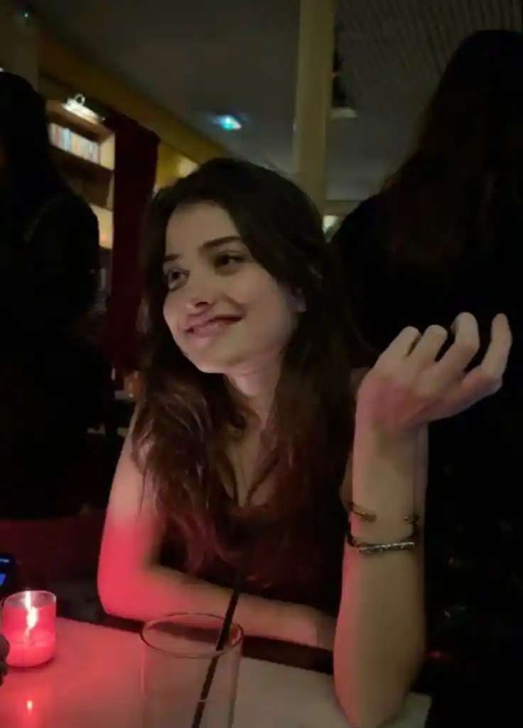 dp for girls couple 44