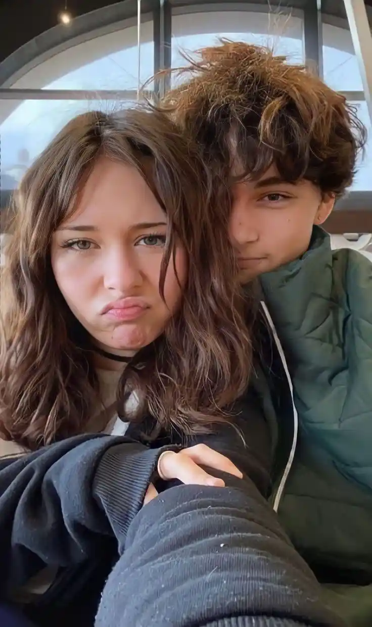 dpz love army couple