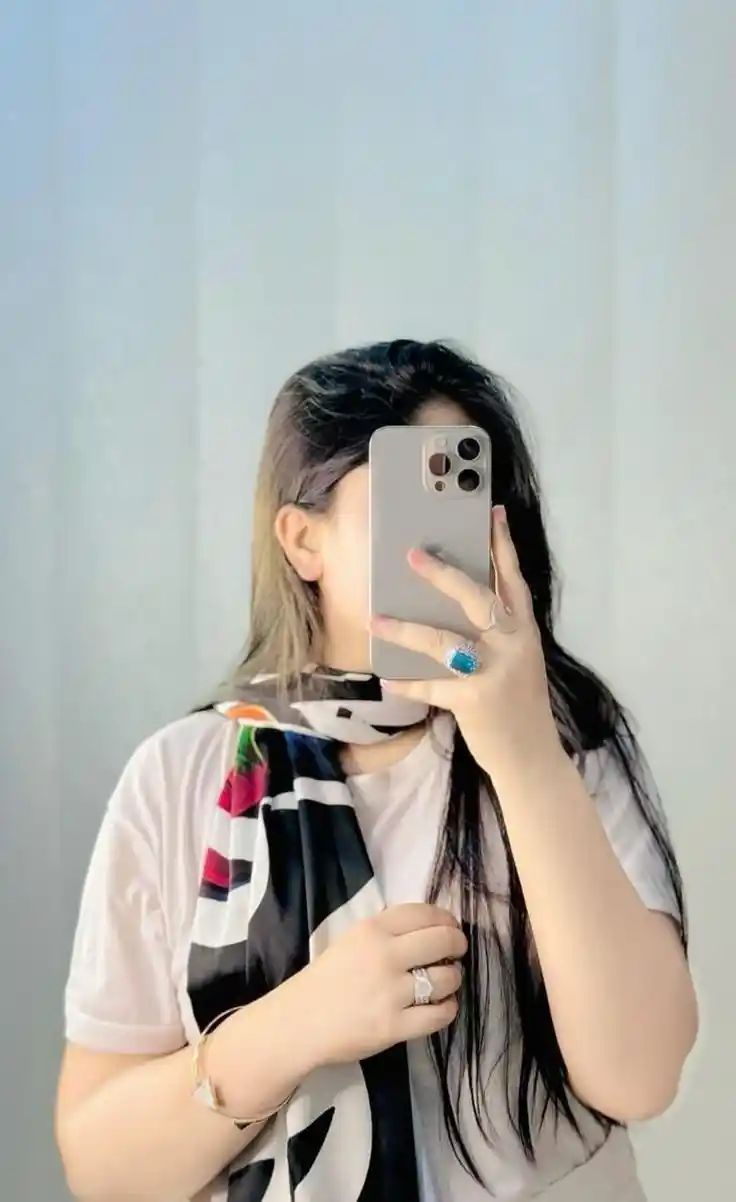 mirror selfie aesthetic blur dp for instagram boy 42